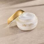crema lily3